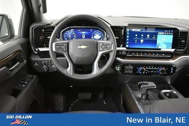New 2026 Sterling Gray Metallic Chevrolet LT image 5
