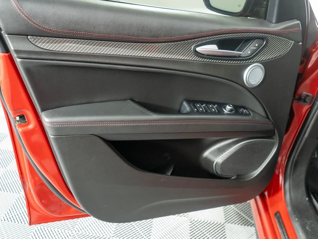Used 2018 Red Alfa Romeo Quadrifoglio image 22