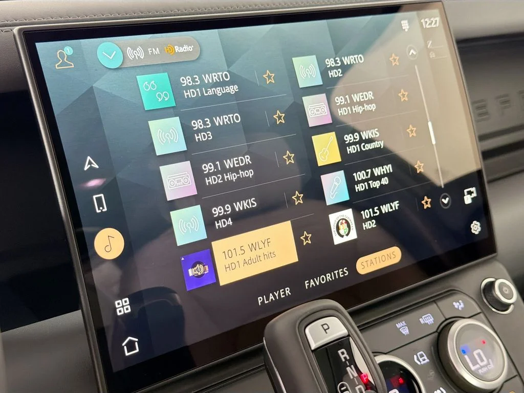 New 2026 Carpathian Grey Land Rover X-Dynamic SE image 15