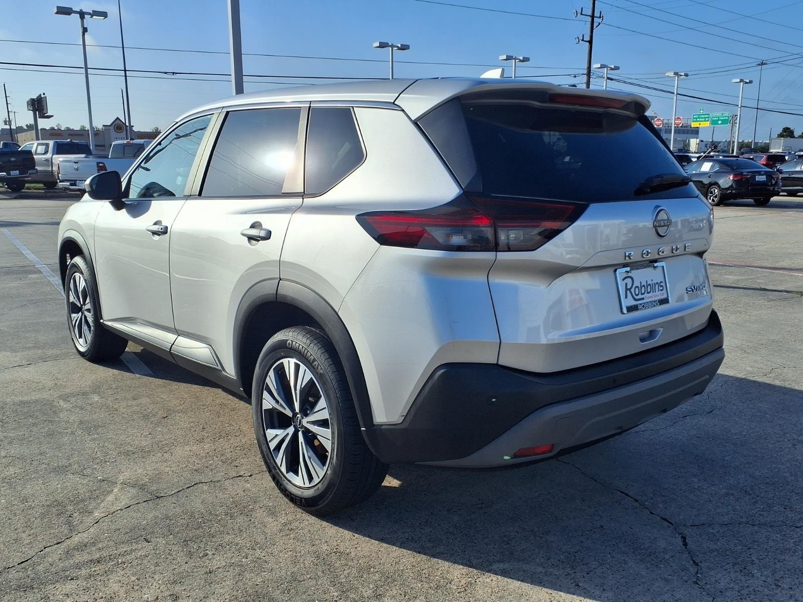 2023 Nissan Rogue SV Silver at Robbins Nissan