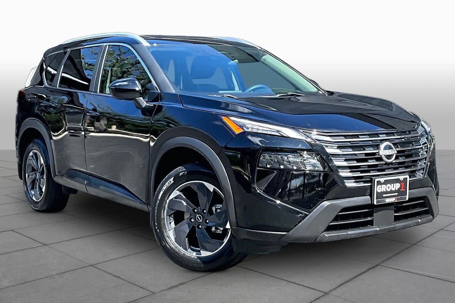 Certified Used 2024 Super Black Nissan SV image 3