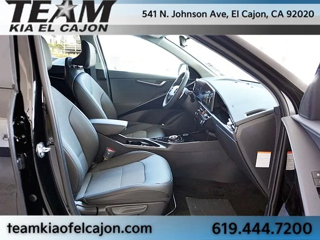 New 2026 Black Kia Wind image 14