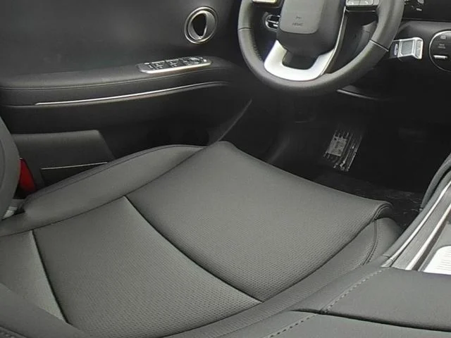 New 2026 Gray Hyundai SEL Premium image 36
