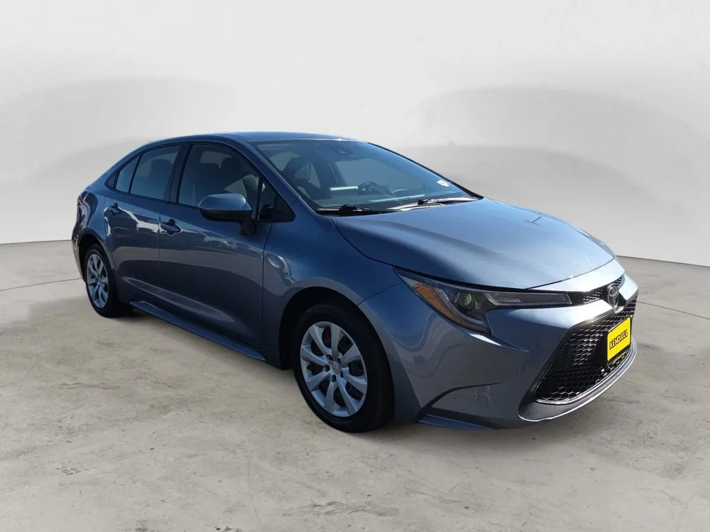 Used 2022 Gray Toyota LE image 3