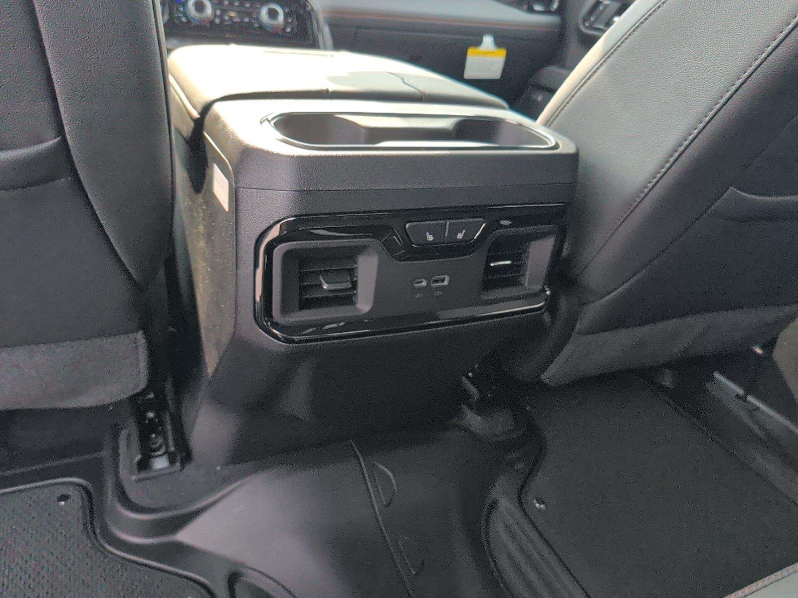 New 2026 Onyx Black GMC AT4 image 33