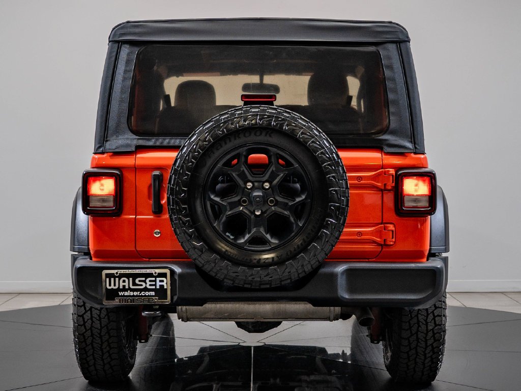 Used 2023 Punkn Metallic Clearcoat Jeep Willys image 7