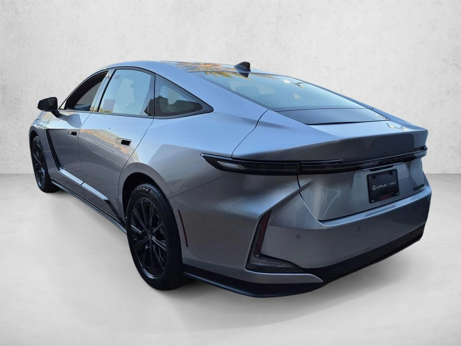 New 2026 Iridium Lexus ES 350e PREMIUM image 8