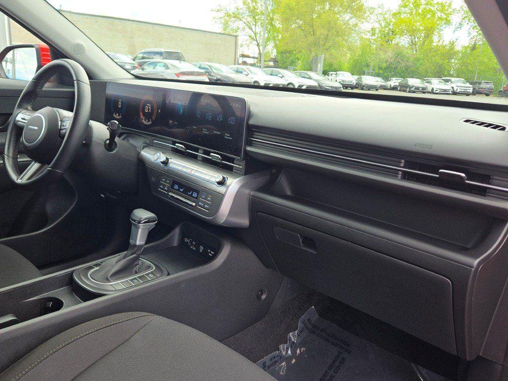 New 2025 Orange Hyundai SEL AWD image 8