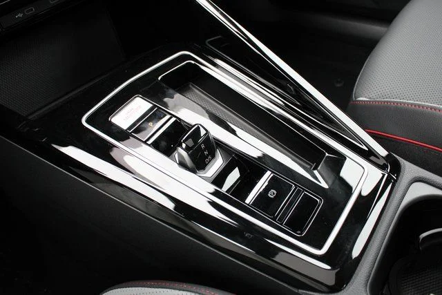 2026 Volkswagen Golf GTI SE - Photo 20