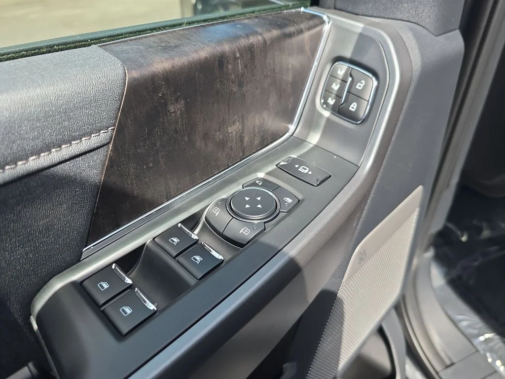 New 2026 Gray Ford Lariat image 15