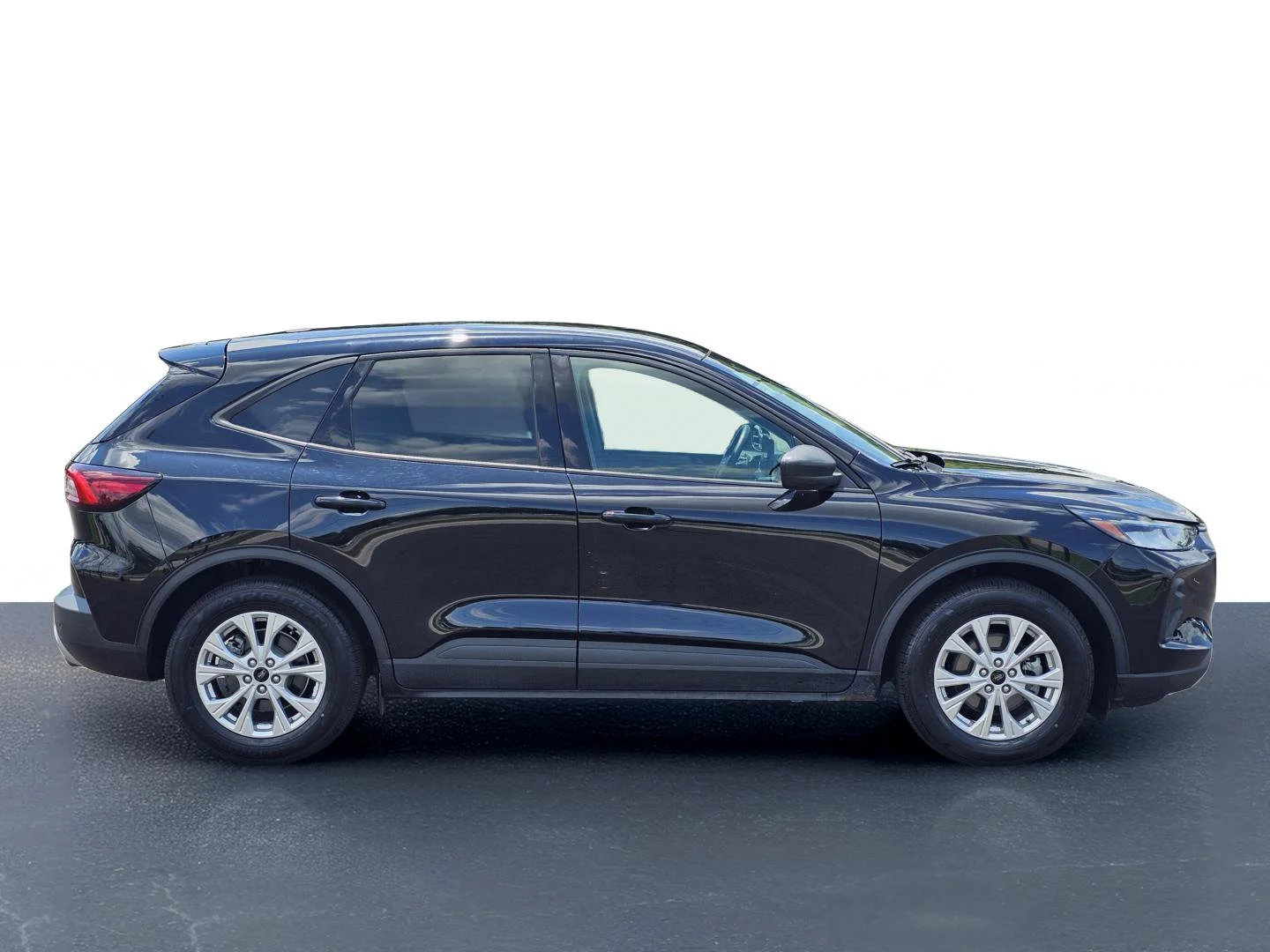 Used 2025 Agate Black Metallic Ford Active image 7