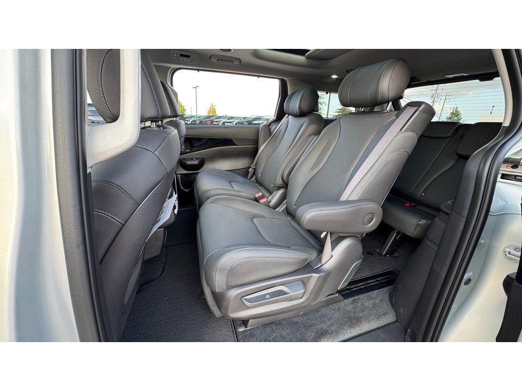 2026 Kia Carnival SX Prestige - Photo 25