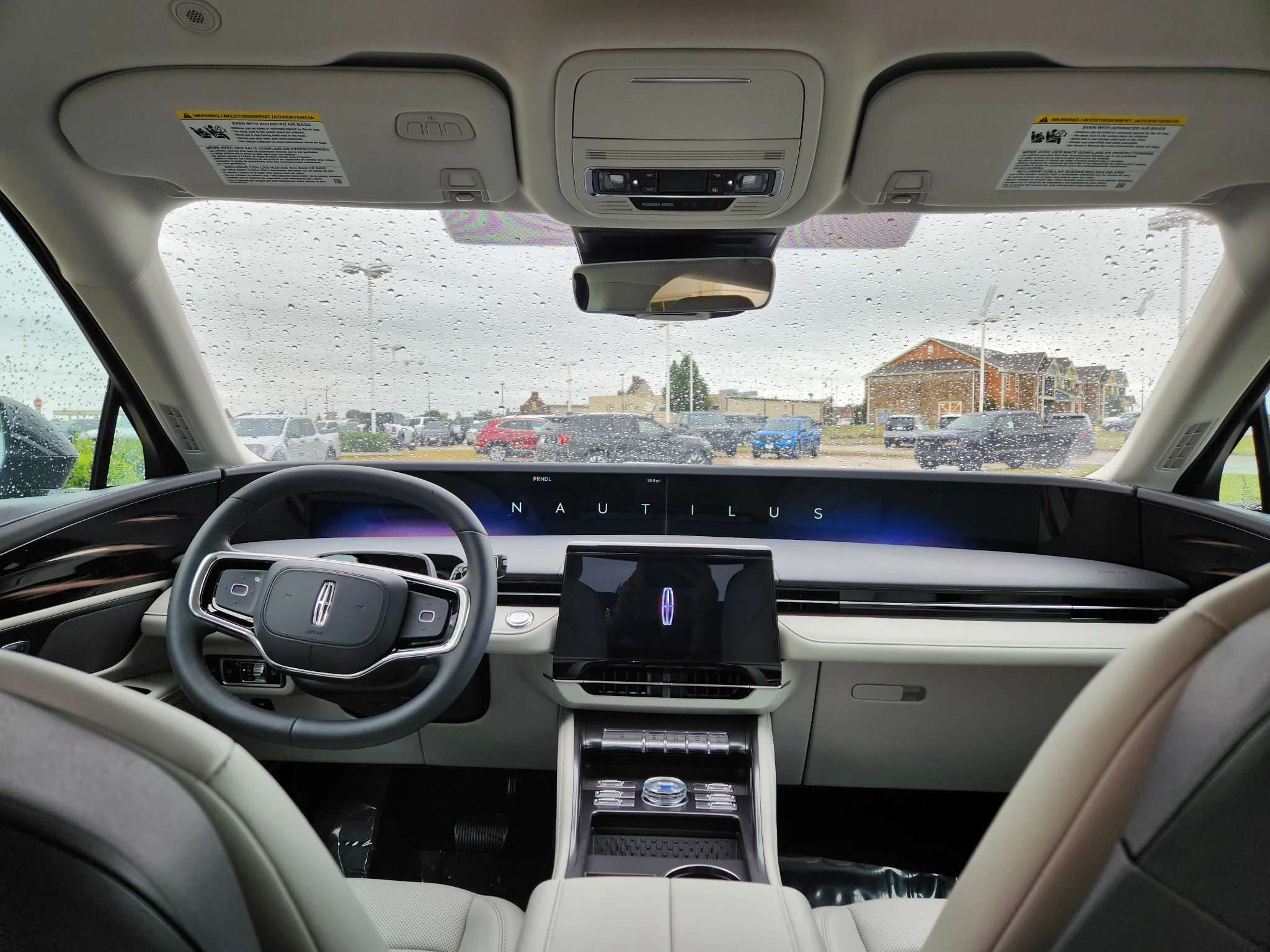 New 2026 Infinite Black Metallic Clearcoat Lincoln Premiere image 3