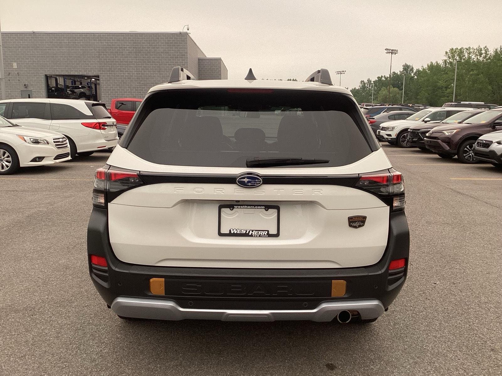 Used 2026 Crystal White Pearl Subaru Wilderness image 17