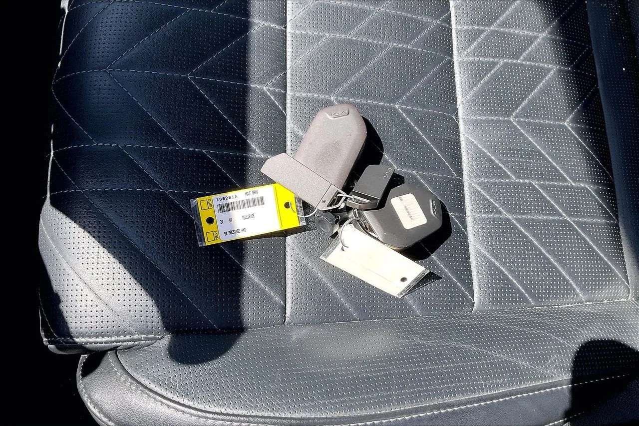 Certified Used 2024 Gray Kia SX-Prestige X-Line image 34