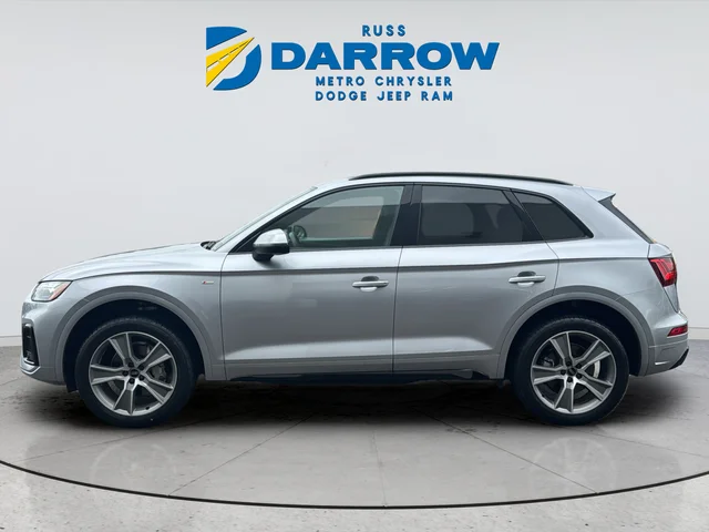 Used 2025 Silver Audi  image 2