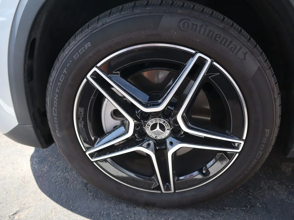 Used 2023 Silver Mercedes-Benz GLA 250 image 15