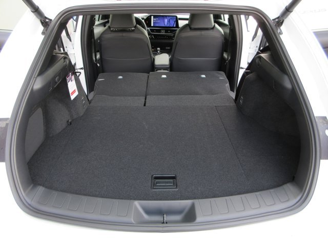 New 2026 Ultra White Lexus 300h Premium image 55