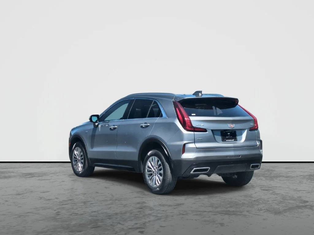 2024 Cadillac XT4 Premium Luxury - Photo 6