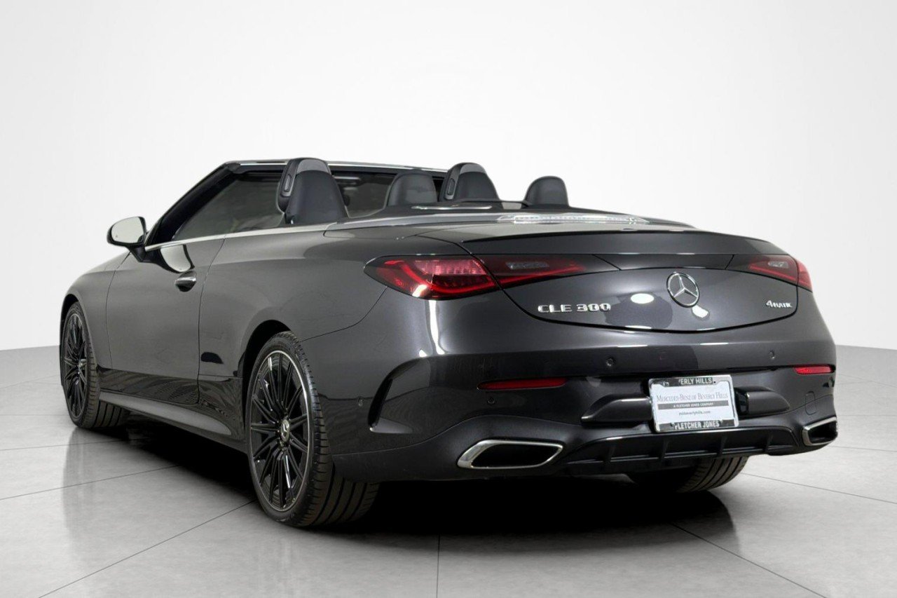 Used 2026 GRAPHITE GREY METALL Mercedes-Benz CLE 300 image 3