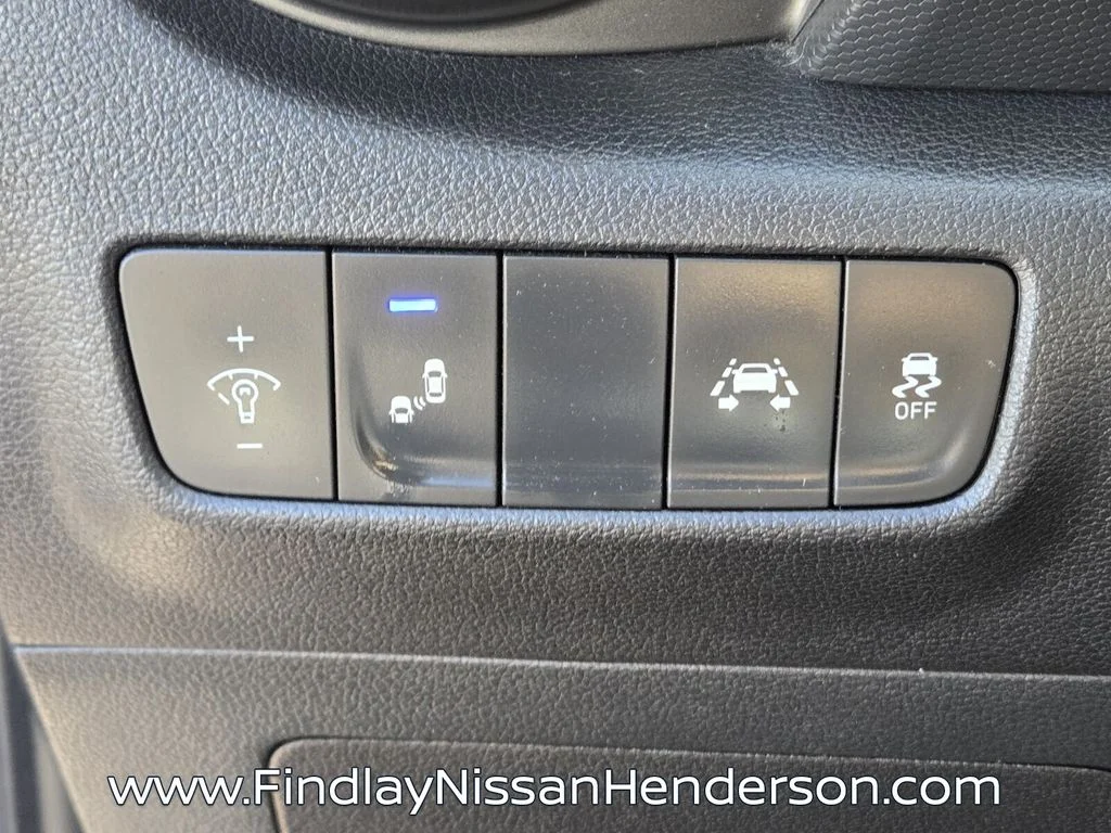 Used 2021 Gray Hyundai SEL image 24