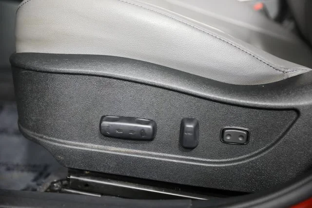 Used 2014 Red Hyundai Limited image 17