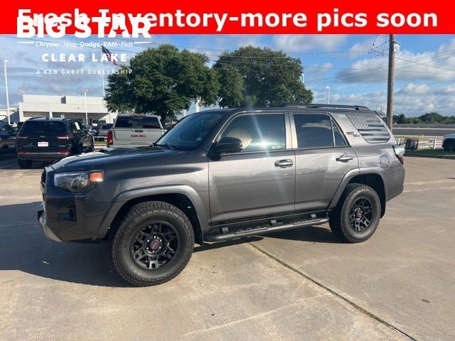 2019 Toyota 4Runner TRD Off-Road Premium 4x4 V6's photo