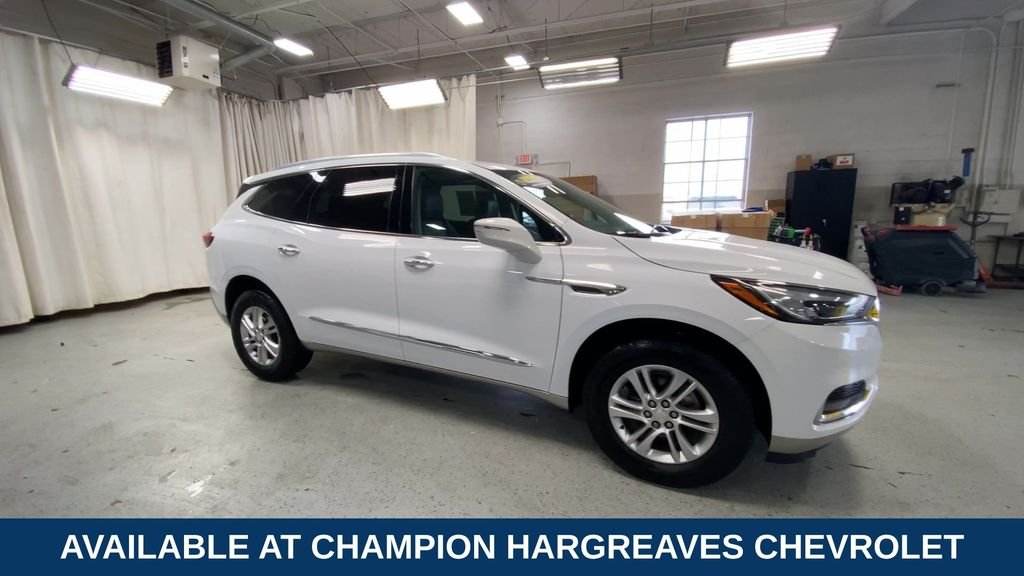 Used 2020 Summit White Buick Essence image 2