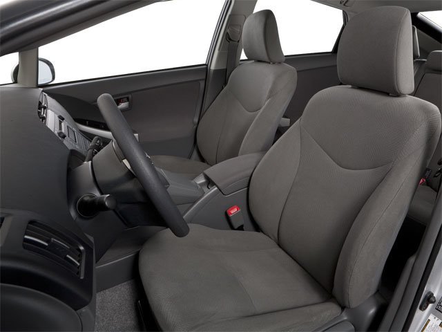Used 2010 Classic Silver Metallic Toyota IV image 8