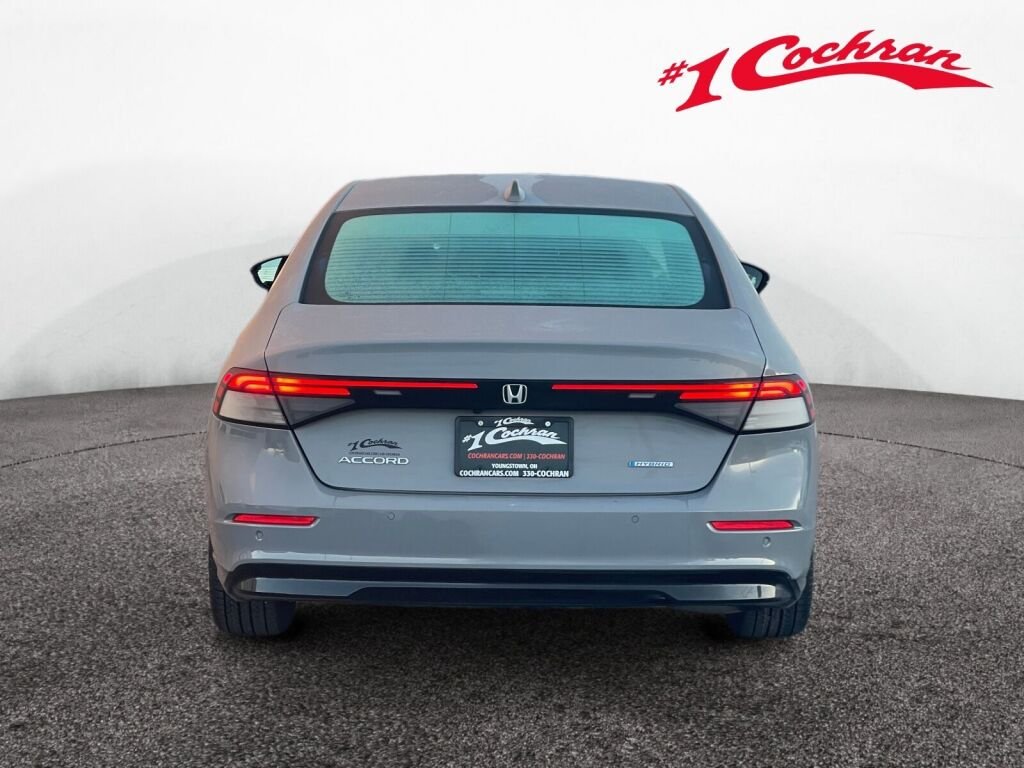 Used 2024 Urban Gray Pearl Honda EX-L image 25
