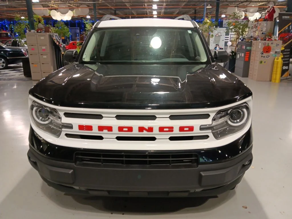 Used 2024 Shadow Black Ford Heritage image 9