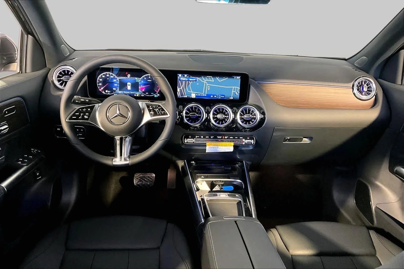 New 2026 Mountain Grey Metallic Mercedes-Benz GLA 250 image 7