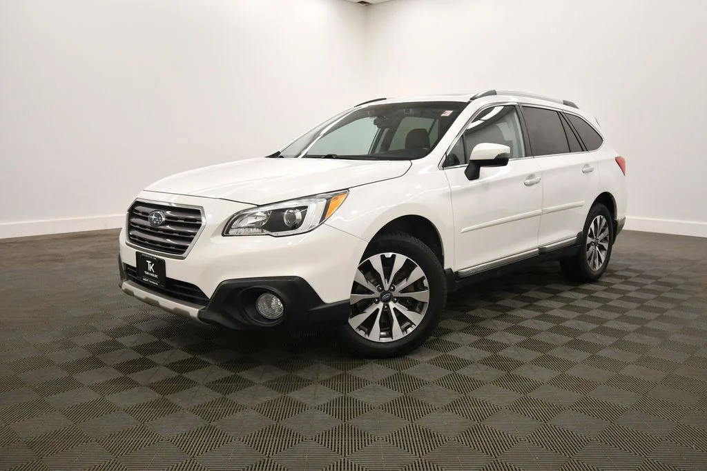 Used 2017 Subaru Outback Touring with VIN 4S4BSATC7H3336331 for sale in Rochester, Minnesota
