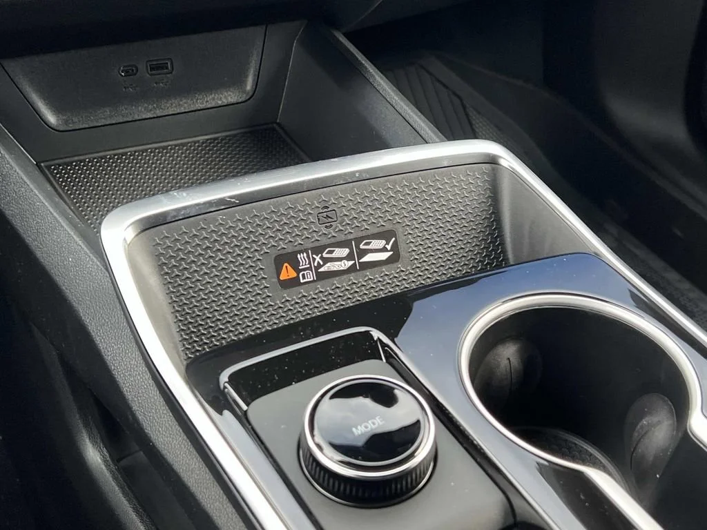 2026 Chevrolet Equinox LT - Photo 17