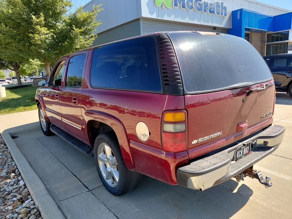 Used 2002 Red Chevrolet LT image 2