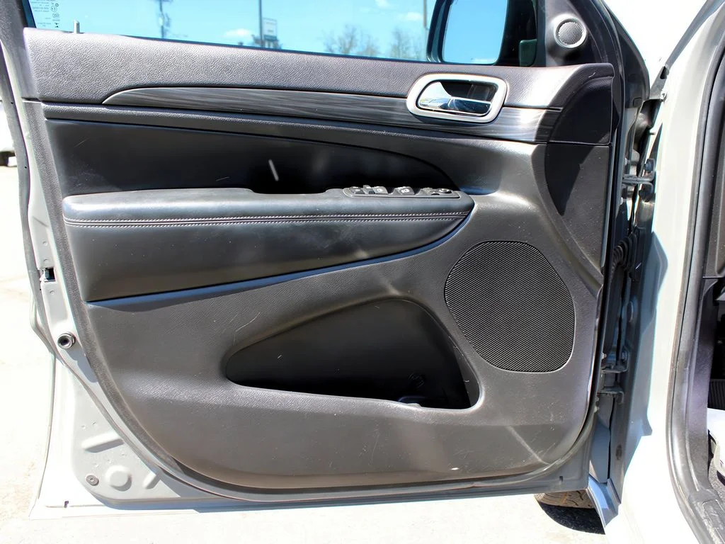 2021 Jeep Grand Cherokee Laredo X - Photo 11