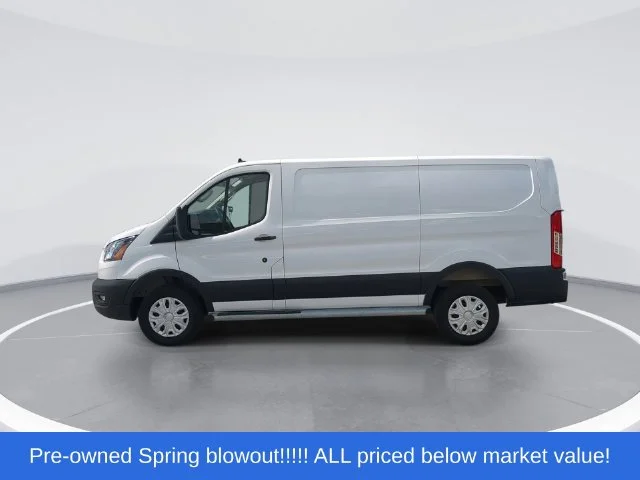 Used 2025 White Ford XL image 5