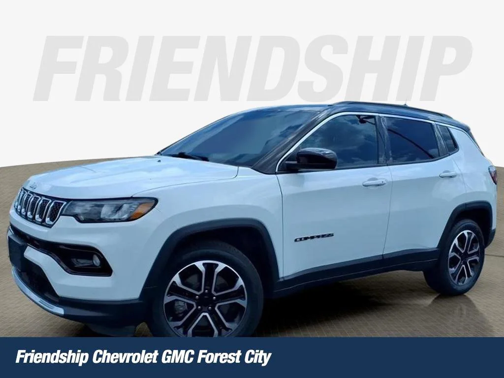 Used 2024 White Jeep Limited image 1