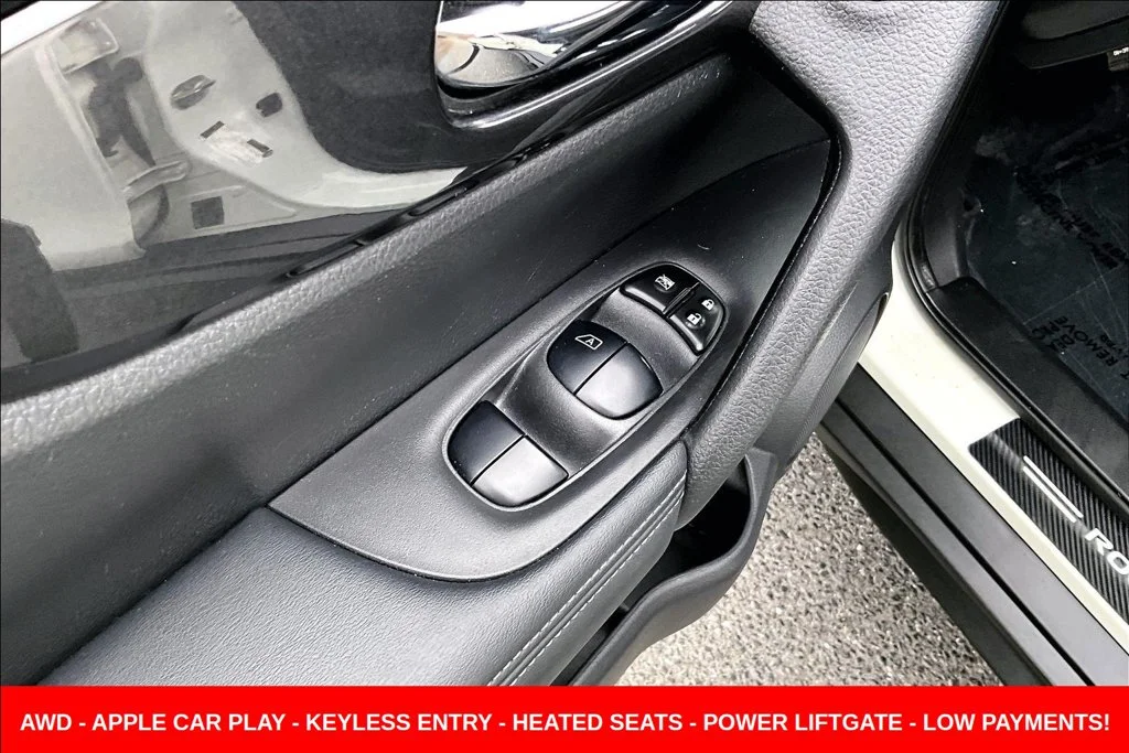Used 2019 White Nissan SV image 25
