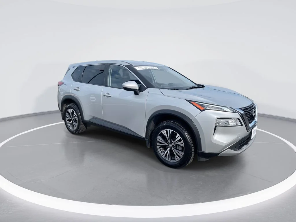 Used 2023 Silver Nissan SV image 2
