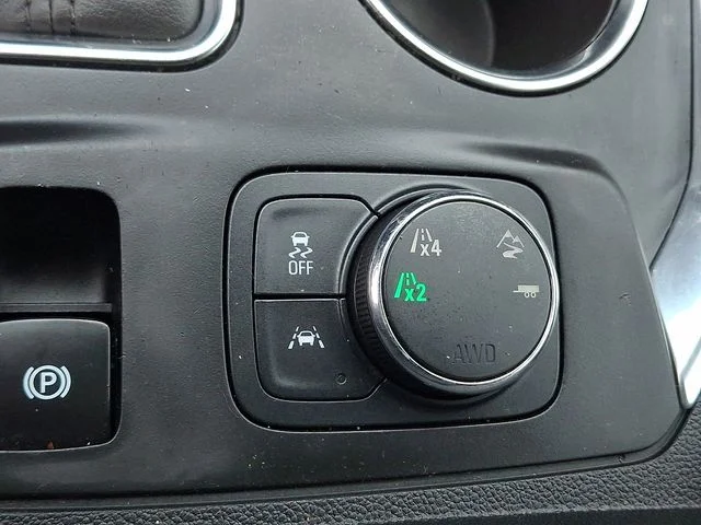 Used 2019 Gray Chevrolet High Country image 29