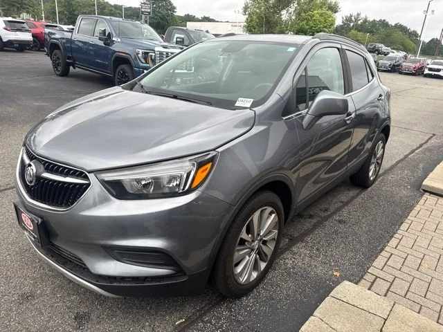 Used 2020 Gray Buick Preferred image 3