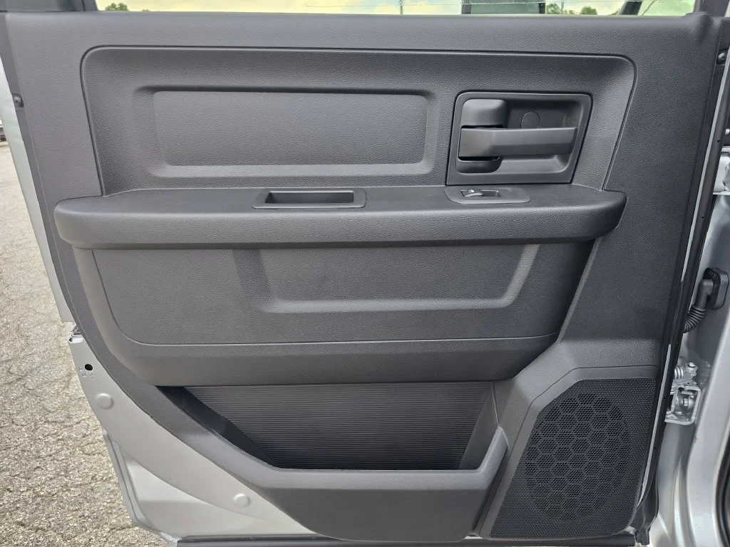 New 2027 Silver Ram Tradesman image 37
