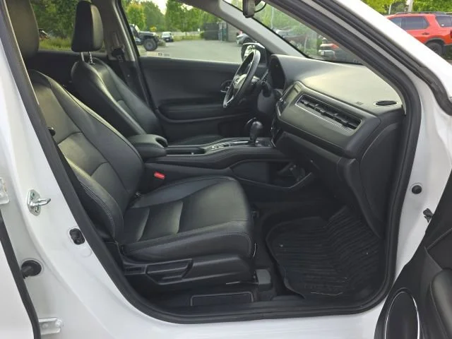 Certified Used 2022 Platinum White Pearl Honda EX-L image 9