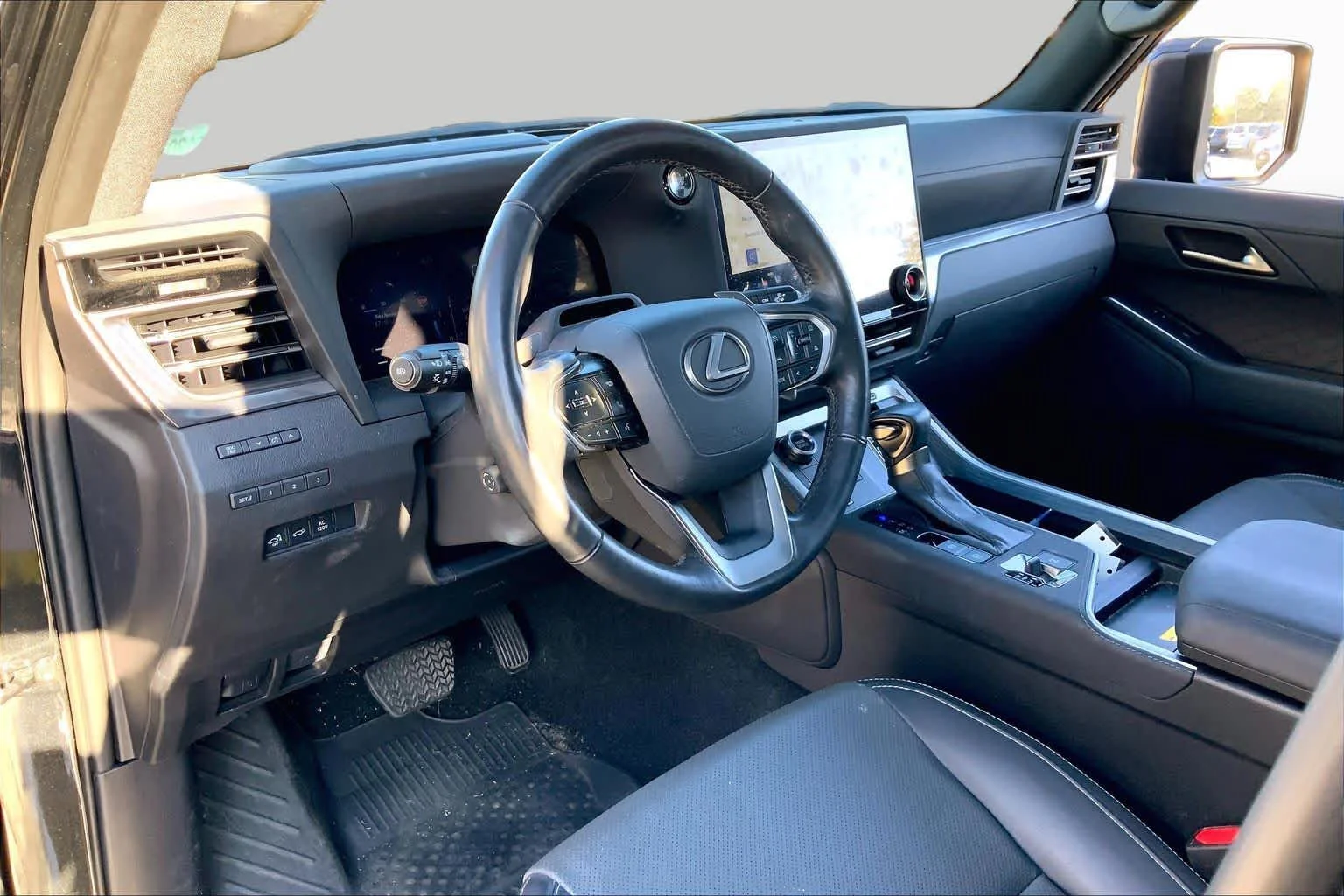 Certified Used 2024 CAVIAR Lexus Premium+ image 18
