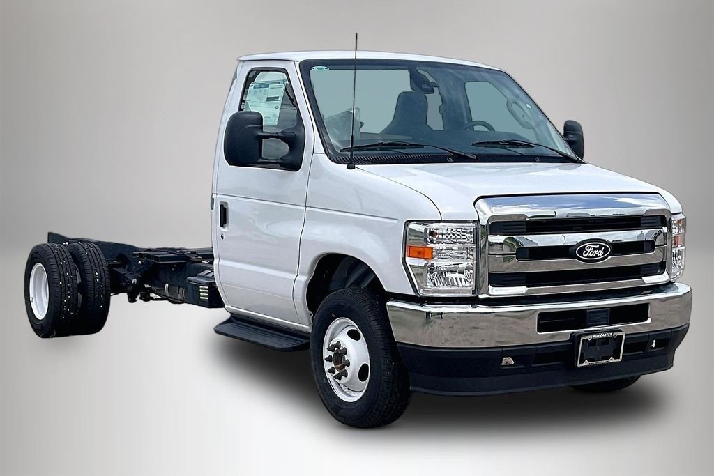2027 Ford E-Series Cutaway