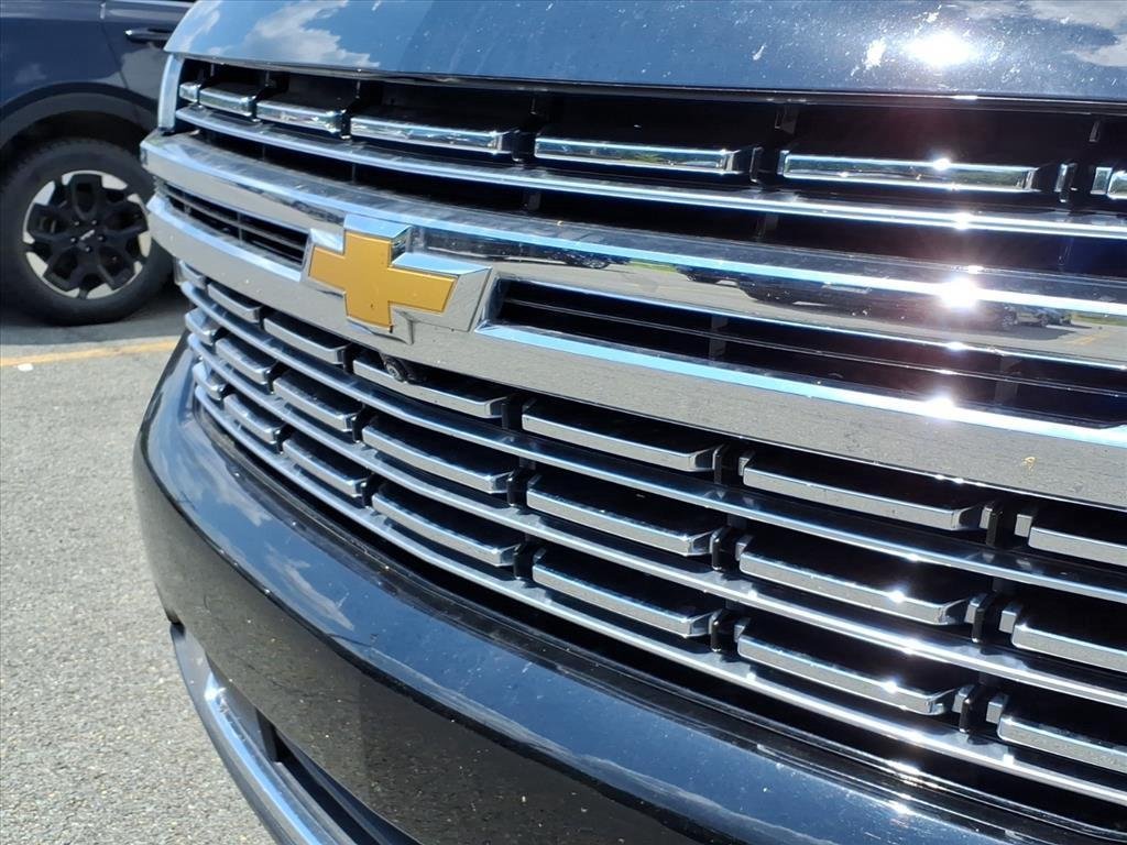 Used 2023 Black Chevrolet Premier image 3
