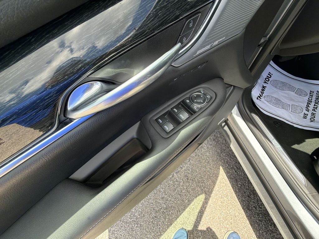 Used 2020 Gray Cadillac Premium Luxury image 13