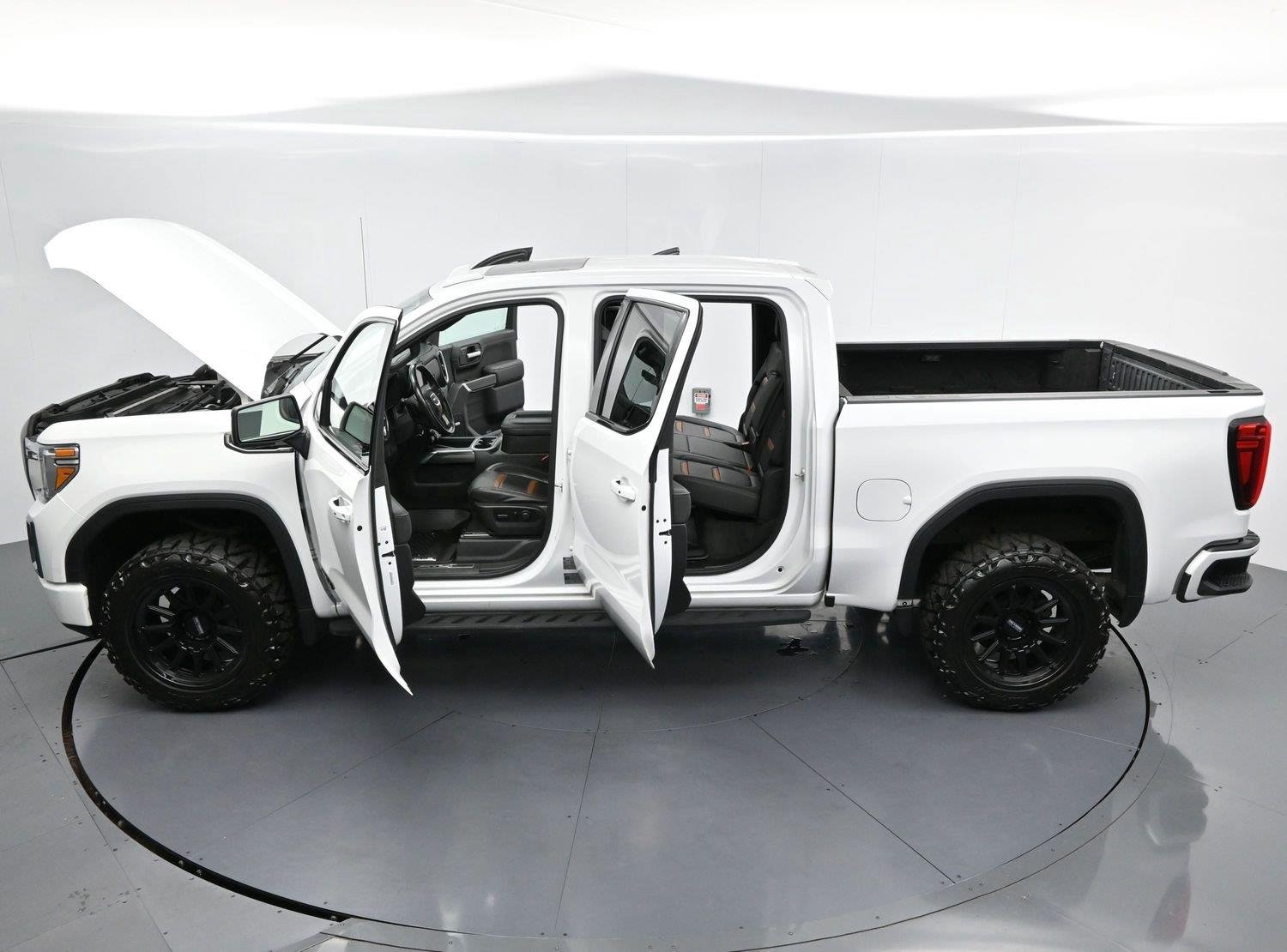 Used 2021 Summit White GMC AT4 image 42