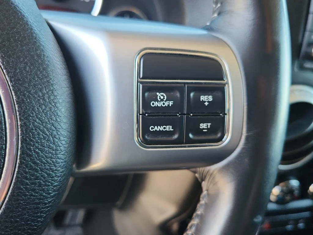 Used 2016 Silver Jeep Rubicon image 19